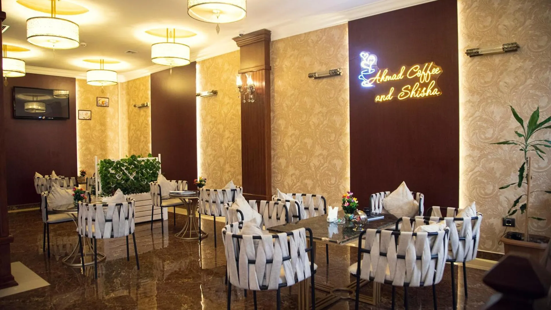 Capitol Hotel Baku 3*,